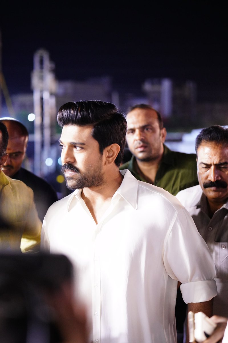 Ram Charan Pics 📸 tweet media