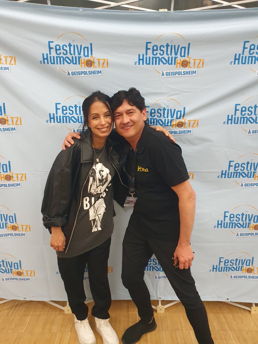 cochardchristop's tweet photo. @festivalholtzi #festivaldhumour #festivalholtzi #17eedition avec @LaBajon #humouriste #love https://t.co/2MY2t1KrcB