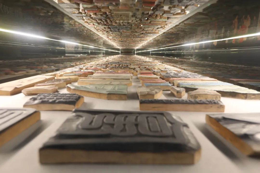 Beijing Daily on Twitter "Rongbaozhai, a Beijing timehonored brand, and the National Center