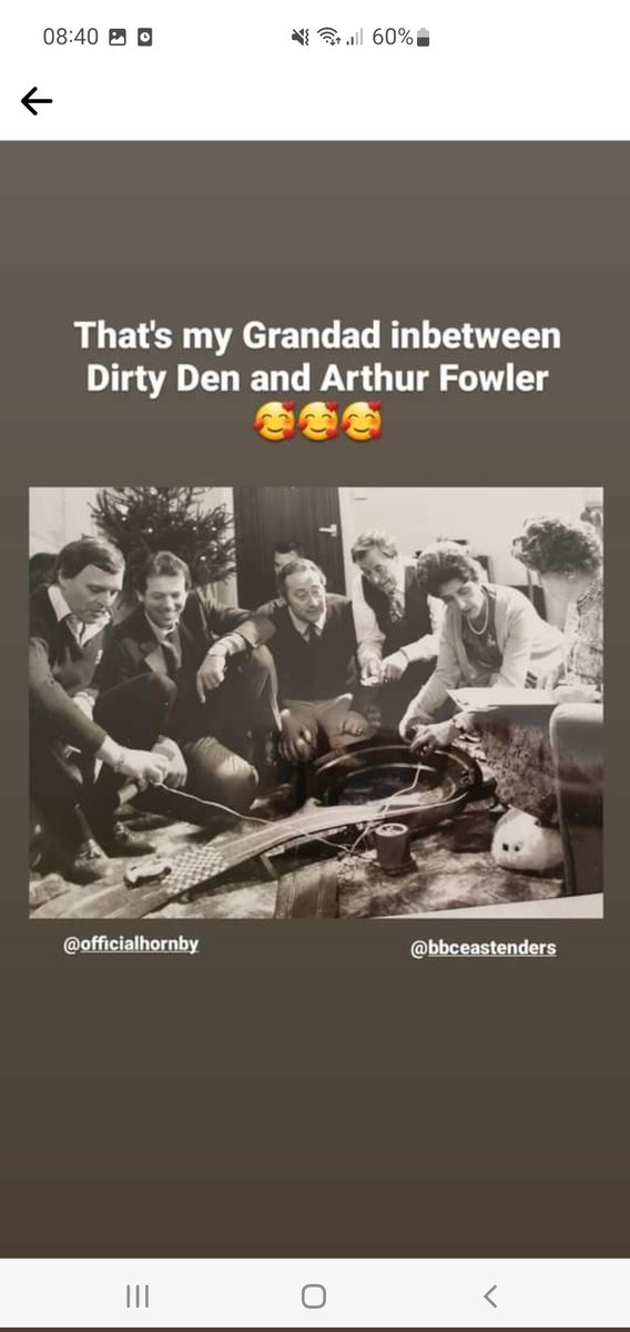 MadisonMccone's tweet image. How amazing is this photograph of some of the old characters from @bbceastenders from the #originalcast with my great grandad Frank! ❤️

@Scalextric @hornby @BBCOne #directorofexhibitions #EastEnders