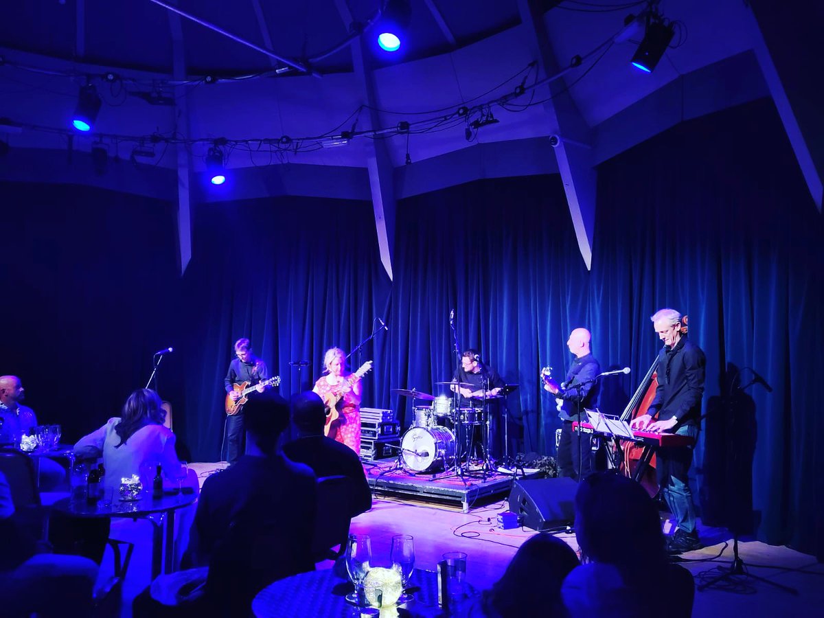 FflurDafydd's tweet photo. Diolch @hakaentertain am gig hyfryd neithiwr. Great to be back at my alma mater last night gigging with the band, celebrating 150 years of @AberUni organised by @hakaentertain https://t.co/wxTNqEX8t0