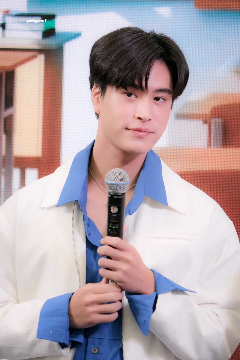 crushon9x's tweet photo. 230521 หล่อไม่ไหวแล้วฮือ 😭⭐️

@gemini_ti 

#OMOMeetAndReleasexGF
#GeminiFourth #เจมีไนน์ #Gemini_NT https://t.co/HqvOKH0UMH