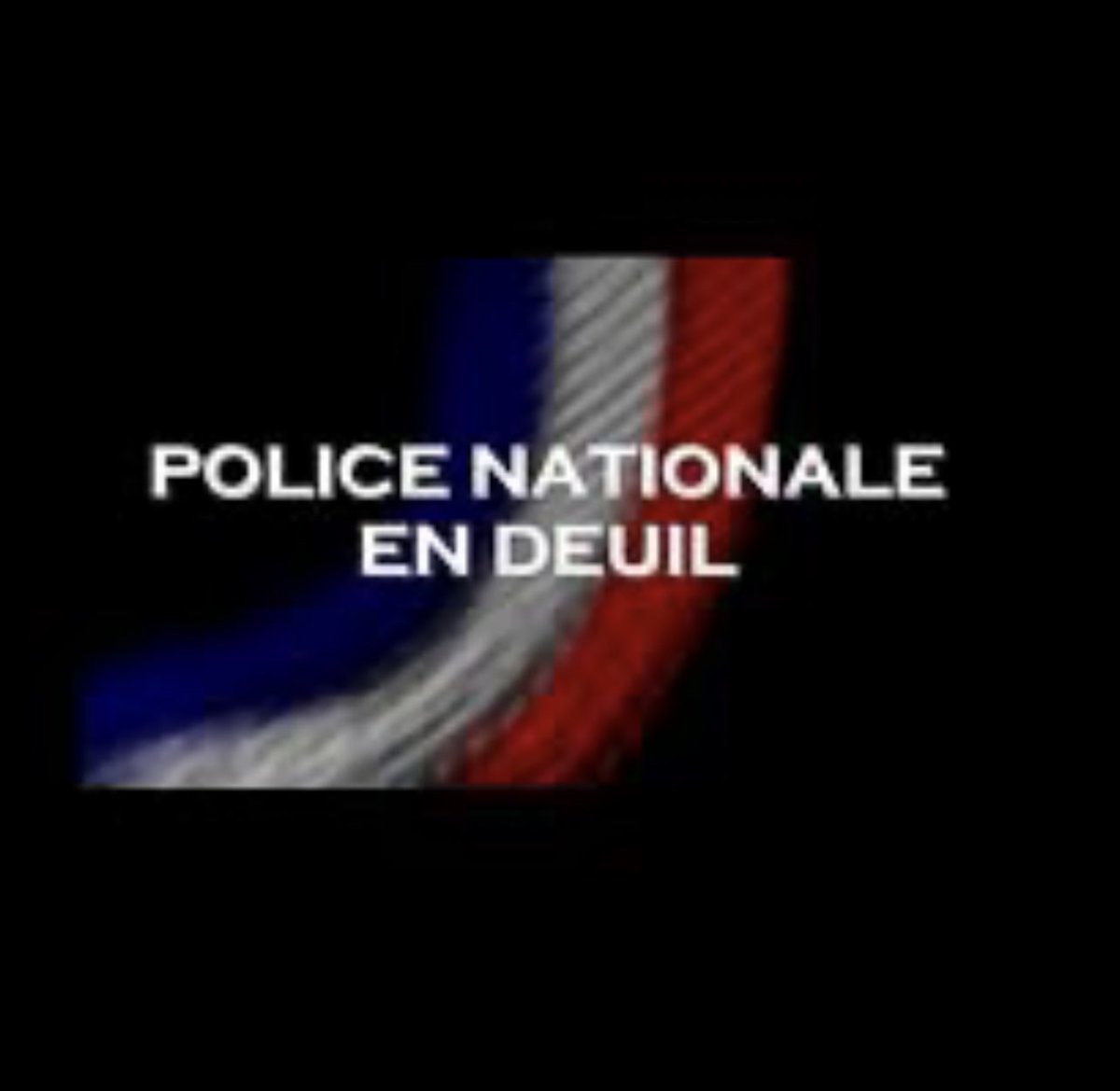 Bruno_Attal_'s tweet photo. La @PoliceNationale est en deuil. 
3 jeunes policiers en service morts dans un accident de la route près de Lille ce matin.
D’autres blessés graves. 
Toutes nos condoléances aux familles. https://t.co/2h8lXJmP5G
