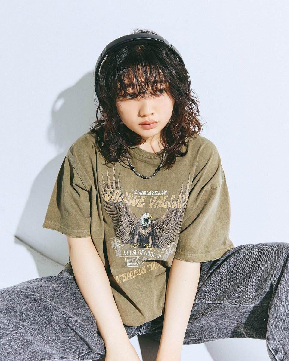 WEGO_press's tweet photo. 🟠WEGO TEE🟠

古着 × にしな

▼MODEL
にしな（ @nishina1998 ）

▼TEE
ピグメントBIGTシャツ
¥2,749(税込)
https://t.co/ImGP7Xqgr6

#WEGO_OOTD #WEGO #ウィゴー #WEGOTEE #遊ぶ集まる動く https://t.co/UxeJPlPZ7J