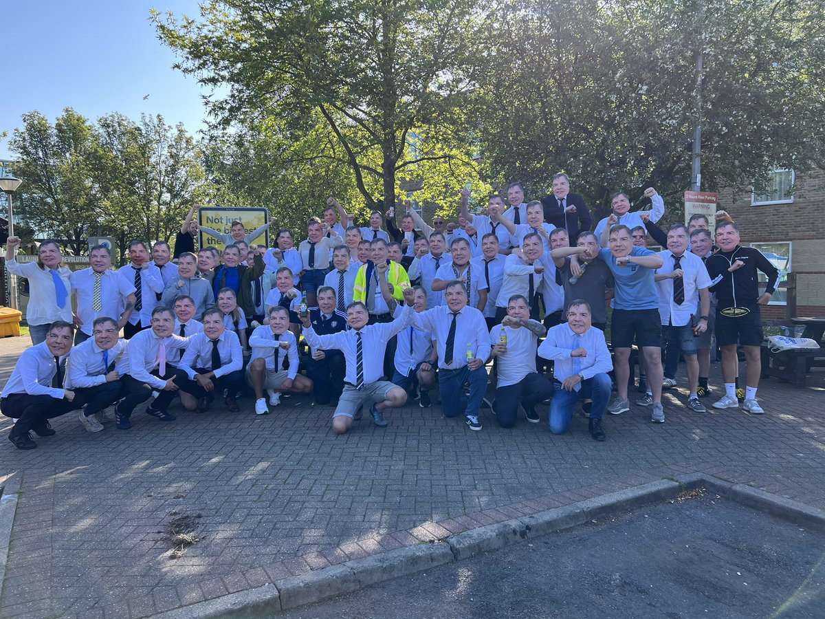 sportbible's tweet photo. Over 50 Leeds fans dressed as Big Sam on the way to their big game at West Ham 🤣🤣 https://t.co/PXBRRluF0t