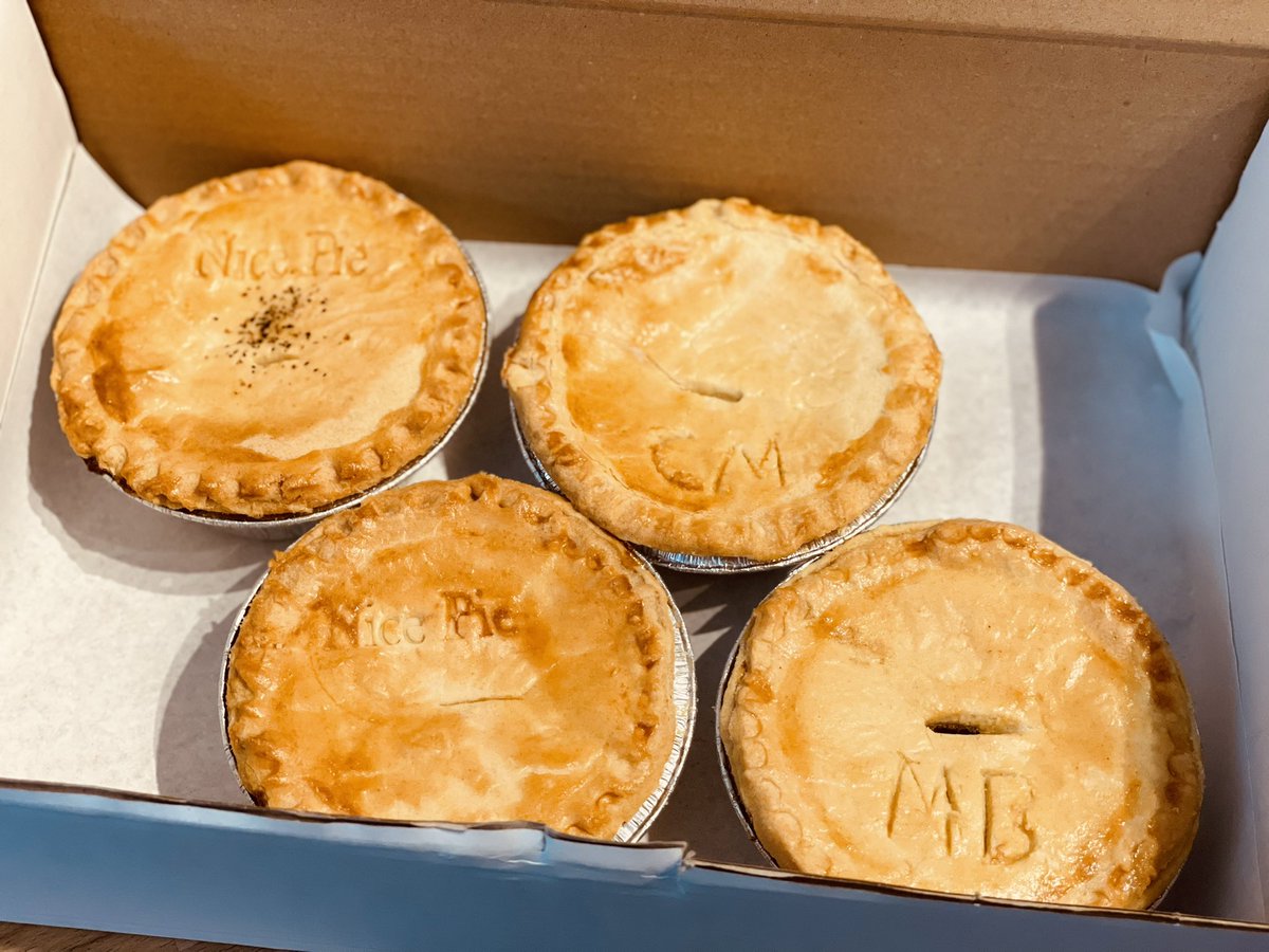 nice_pie1's tweet photo. Exciting News 📣 Our award winning pies will be available by post soon! 
The pies by post menu will be up next week, so keep your eyes peeled 👀 
Our first boxes will include four of our handcrafted pies and can be delivered anywhere in the UK! 
#pies #piesbypost #britishpies https://t.co/WYKHRfXhUU