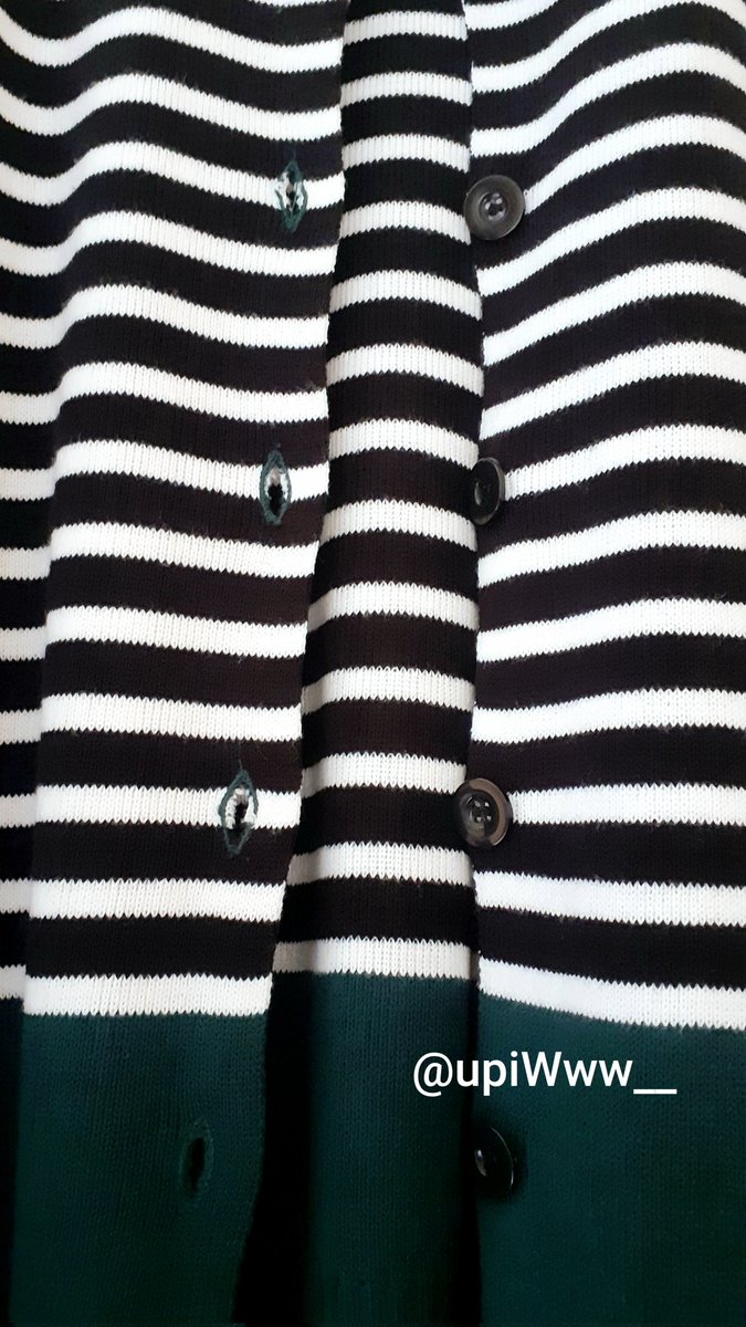 ✨ 3 in 1 sweedy stripe

penemuan baru yg paling kunantikan kedatangannya. sweater &amp; cardigan bisa didapetin dlm 1 produk. bahannya rajut lumayan tebel, oversized jg jd enak dipakenya ga gerah dan gabikin gatel.  soon mau try on~

📎 shope.ee/6fC64cDvTU