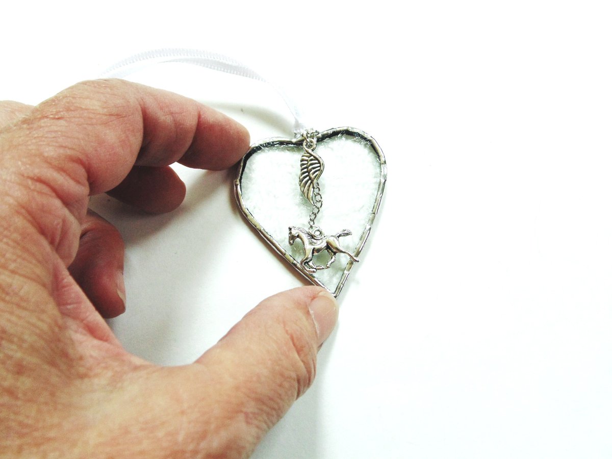 stndglass's tweet image. Horse memorial sympathy gift, stained glass small heart suncatcher ornament, remembrance condolences tuppu.net/8cd2750a #Etsy #suncatcher #DesignsStainedGlass #HeartInHeaven