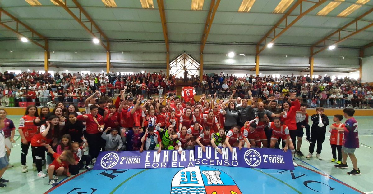 O Municipal ardeu! As nosas Guerreiras son de PRIMEIRA!!! Obxectivo ✅

Millóns de grazas familia Vermella! 
Millóns de grazas rapazas, técnicos e directiva!

O soño é real!

#futsal #RFEF #rfgf #futgal #galicia #castro #deportegalego #futbolsala #ascenso