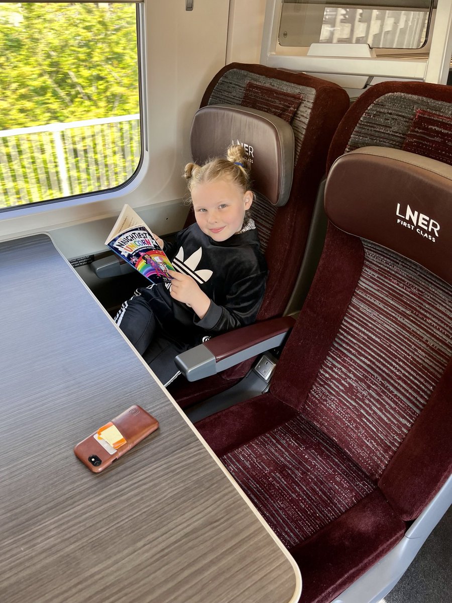 Born for the 1st class carriage 😂

<a href="/LNER/">London North Eastern Railway</a> 

#newcastle #edinburgh #eastcoast