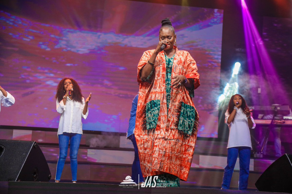 HOTRphc's tweet photo. For the first time in House on the Rock, Port Harcourt and JAS declaring that God is more than enough, ‘IZURUKEME’ is @dr.ymc (Yemisi Soyombo) a Worshiper, eye care specialist creative spoken words artist ad much more.
#JAS
#TheJesusAlternativeService
#HouseOnTheRockPortHarcourt https://t.co/2N1uUoZ3ng