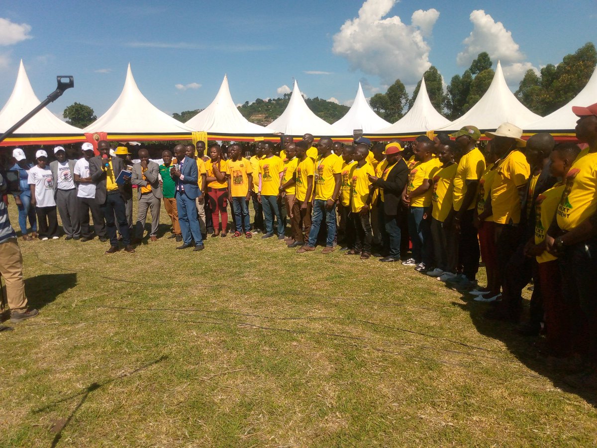 MkainerugabaAd1's tweet photo. Launching of Original MK Army Structures happened yesterday in Kisinga Sub County, Kasese district.
Thousands flocked Kisinga playground ground to express their willingness to #Vote MK for President 2026 @DaudiKabanda @KagutaFdn @ubctvuganda @UPDFspokespersn @updf_ @StateHouseUg https://t.co/8rIKM7xO7U