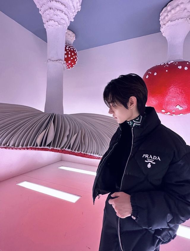 xsunghoonn's tweet photo. Art. https://t.co/H1urv3Oy3e