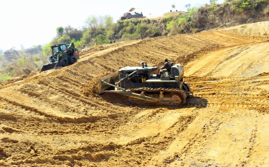 NorthernComd_IA's tweet photo. #IndianArmy in an endeavour to conserve ground water constructed a pond under Amrit Sarovar Project at #Roorkee Military Station which will assist in boosting the ground water level and provide a suitable habitat for local #wildlife &amp; marine #environment.

#AzadiKaAmritMahotsav https://t.co/iglLuMc1gS