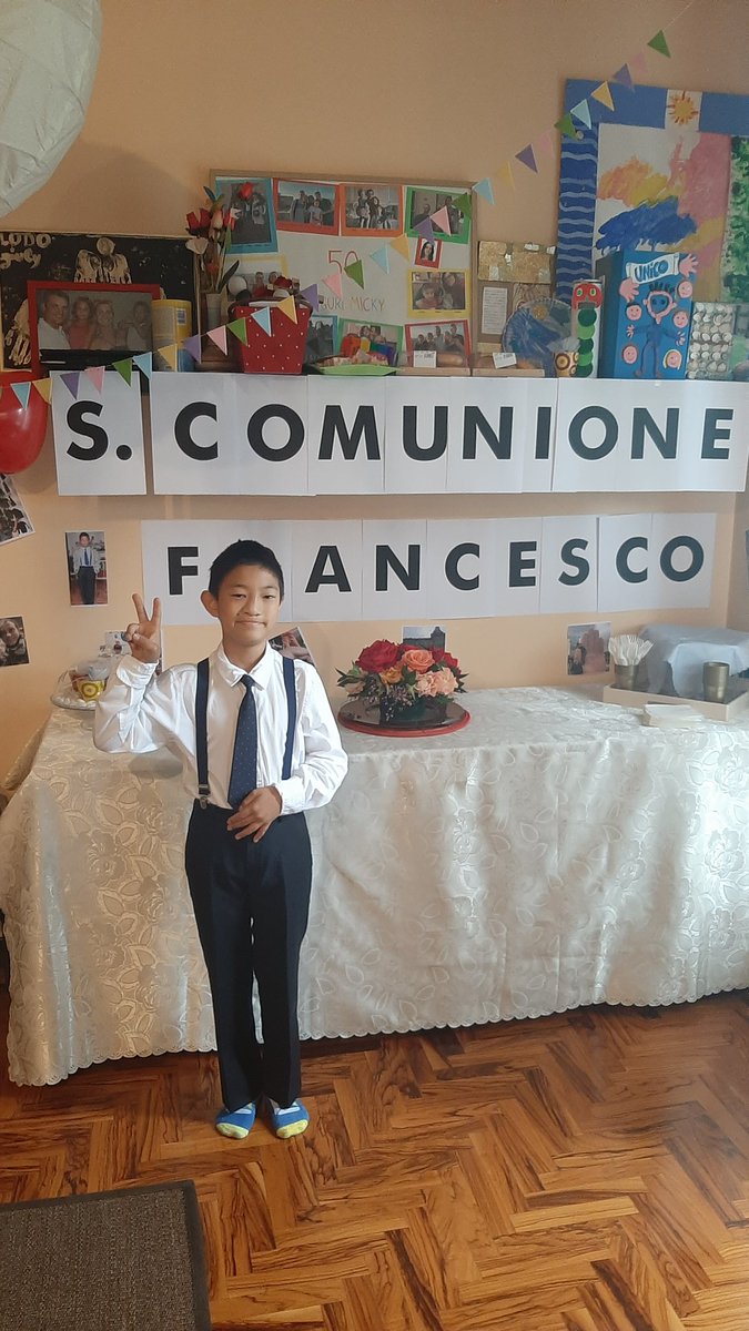 mikiberra's tweet photo. Ecco mio figlio Francesco che ieri è stato nella Comunione nella nostra chiesa #certosa #milano https://t.co/BQH2VYhuEL