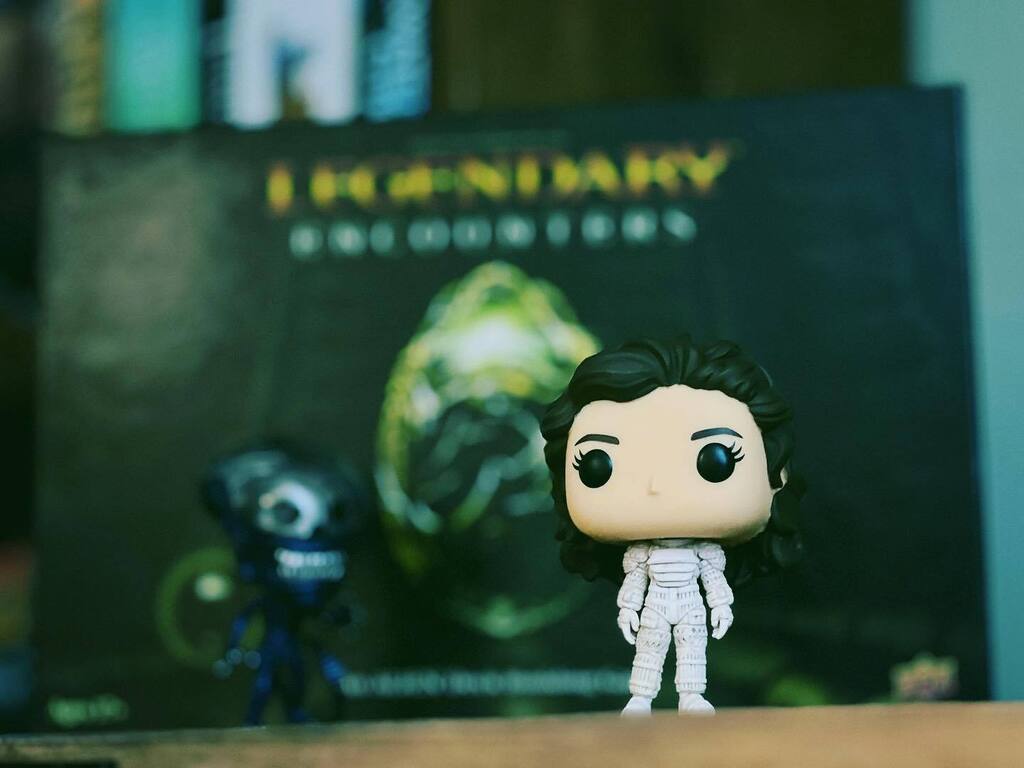 StidjenSolo's tweet photo. Behind you, Ripley! 👽 Some new buddies for the shelf on my game room. https://t.co/fdUtuDNGMR https://t.co/wuo4JzHOPk
