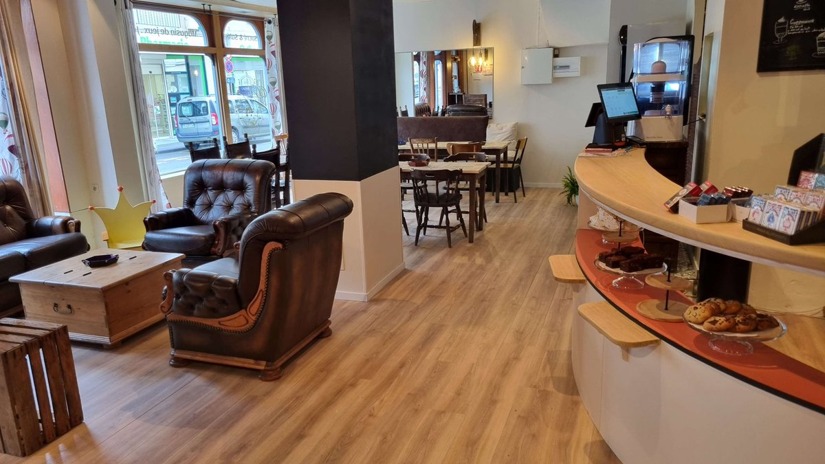 Ça fait 11 jours que le salon de jeux - salon de thé de notre administrateur, <a href="/Hohuin_Kyoma/">Kyoma</a>, a ouvert ! 

Allez passer un bon moment  <a href="/auxdescoupes/">Benoist Debry</a> à #Dreux (28, rue Saint-Martin) ! En plus, il y a des cookies 🍪 ! 😋