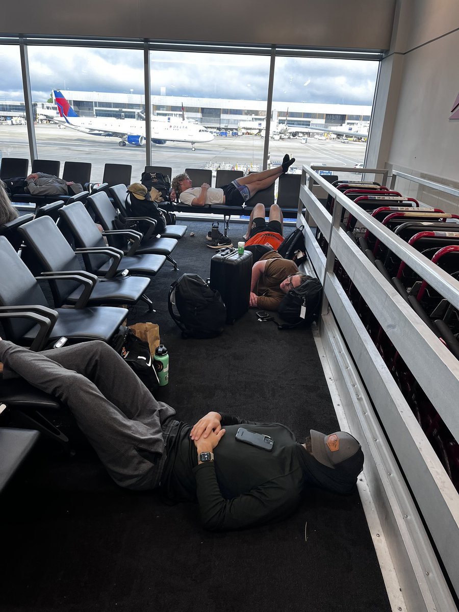 Kosderka18's tweet image. Nothing says “we truly care about the student-athlete experience” more than being eliminated at 10:30 pm, and the NCAA requiring us to jump on a bus at 1:30 am for a 3 hour drive to Atlanta to catch an 8:30 am flight home.