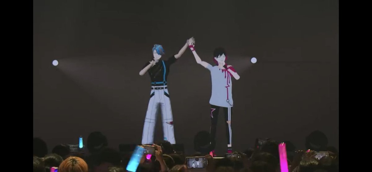 配信勢だったけど、一生忘れられないライブ&amp;誕生日になりました。
ありがとう！！！！！！
#MZM大騒動