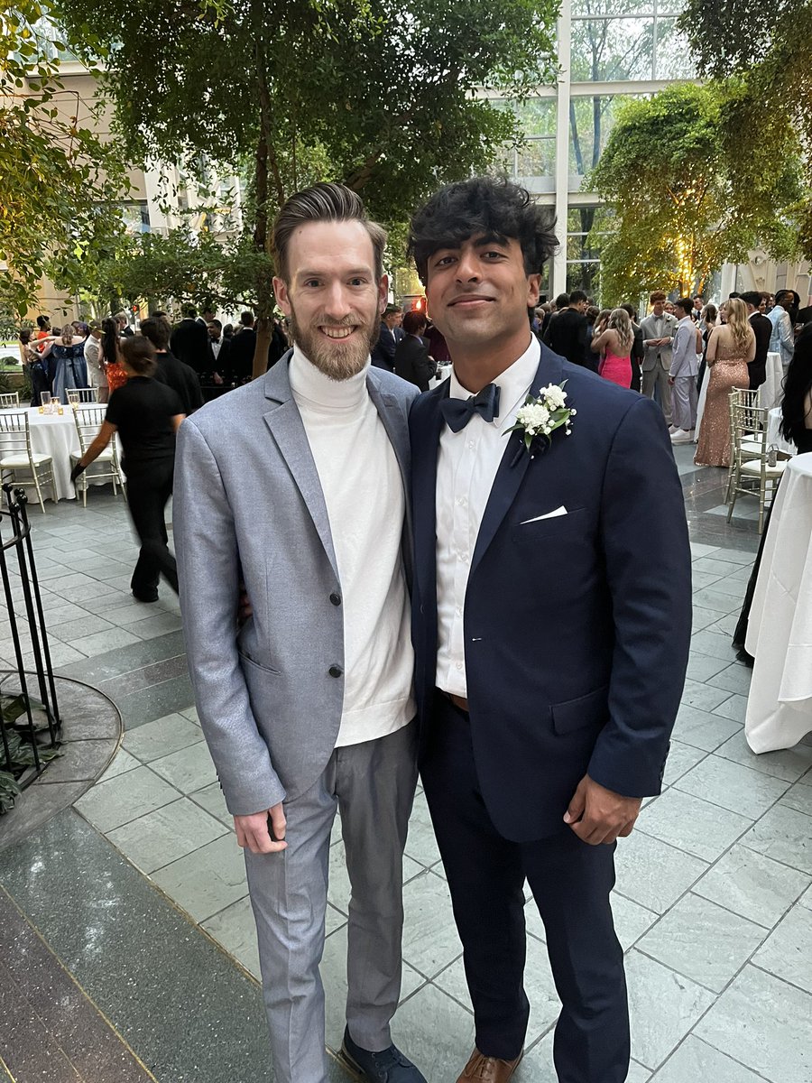 Zain has a heart of gold — great energy and an unbreakable spirit!! 

Going to miss his witty banter around Schroeder next year…but we enjoyed ourselves last night!

<a href="/SyracuseU/">Syracuse University</a> is lucky to have you next year, kid!!! 🍊😉