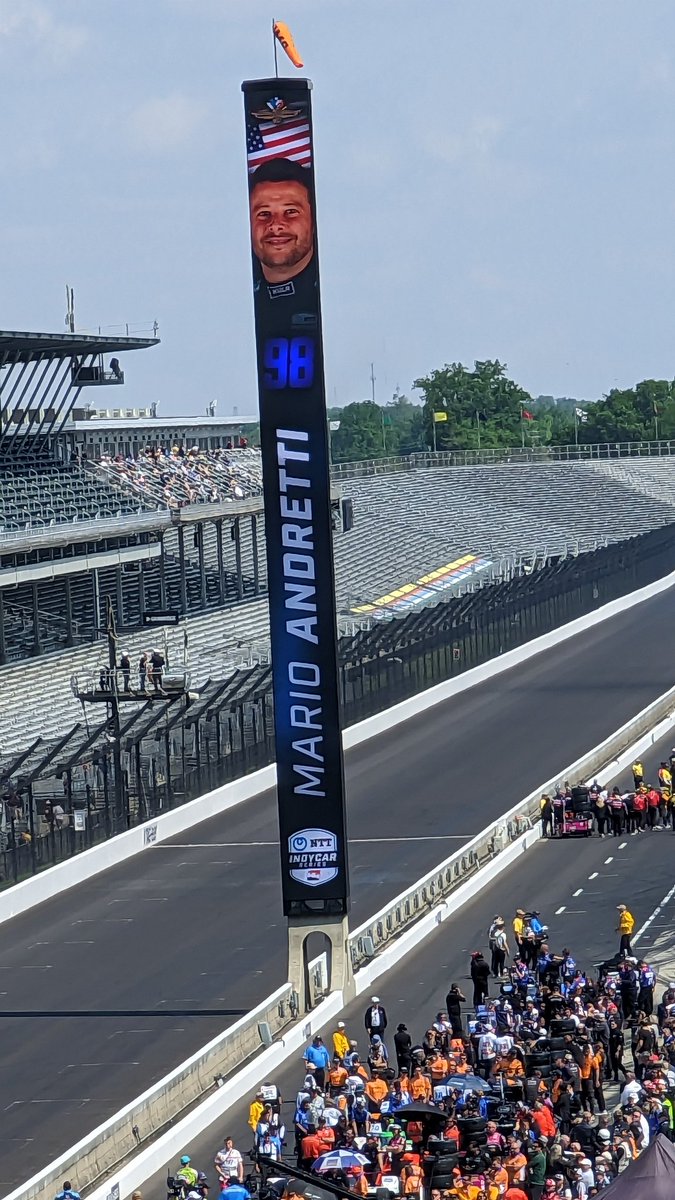 MichaelJBrown71's tweet photo. @IMS @IndyCar @IndyCaronNBC  didn't know that we have a secret 35th entry this year for the 107th Indianapolis 500.....🤣😂🤣 https://t.co/HUORbhFhNP