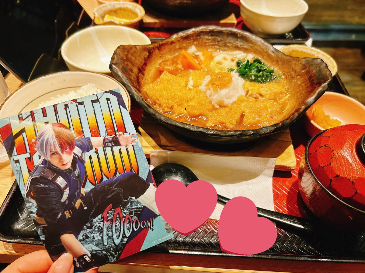haine901's tweet photo. ヒロステ大千秋楽みてきた！！
最初からお母さん面談で泣いた🥹🥹
仮免試験の話お久しぶりすぎたけど今の原作の展開見ると尚泣けるわ…きみに譲っちゃう✩…青山🥲🥲
幼馴染の喧嘩よかった…上手の通路側だったんだけど突然真横に爆豪勝己がいてビッックリした…上腕二頭筋すごかった…🙏🙏
#ヒロステ https://t.co/t5I4B6E3ZE