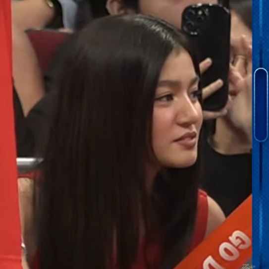 bellelieversofc's tweet photo. .@bellemariano02 snaps from Donny's Idol Fan Cam! 😇 #StarMagicAllStarGames2023 

GAME ON DONBELLE  

#DynamicPlayerDONNY 
#BELLEDiamondOfTheGame #BelleMariano https://t.co/P5W12Sy2bO