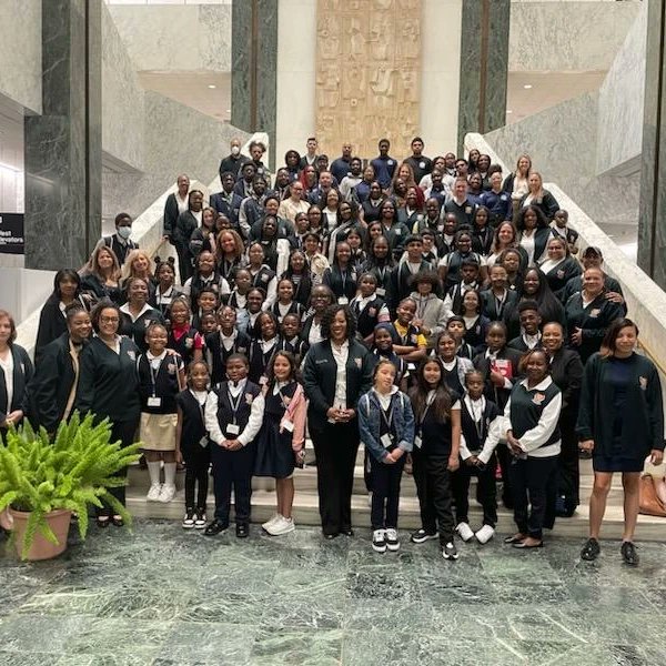 Crystal Bonds tweet media