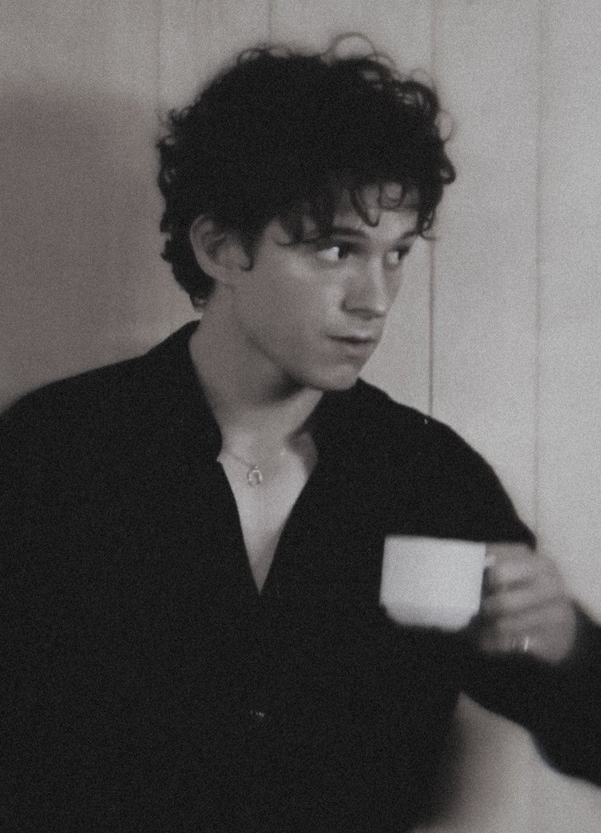 #𝓼𝗲𝗱𝘂𝗰𝘁𝗶𝘃𝗲𝓼𝘂𝗻𝗱𝗮𝘆