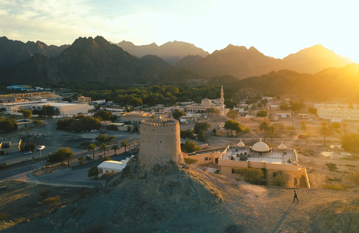 HamdanMohammed's tweet photo. اطلعت على اختيار مجلة "كوندي ناست ترافيلر" الأمريكية المتخصصة في السياحة والسفر لحتّا ضمن أجمل 50 بلدة في العالم .. رؤية الشيخ محمد بن راشد لم تكتفي ببناء أجمل مدن العالم .. بل جعلت في دبي أجمل بلدات العالم وأجمل براريها وأريافها .. أشكر فرق العمل في حكومة دبي التي تعنى بجميع مناطق الإمارة وتعمل وفق رؤية حاكمها لتعزيز ريادتها وتألقها في كل جزء منها ..