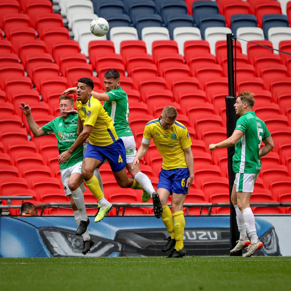 nptfc's tweet photo. Full time
Swans 0-1 @AscotUnitedFC
Not a bad way to defend last years Vase losing to a late goal in the final!
Well done to @AscotUnitedFC on winning the vase today! Enjoy the moment. ๐ ๐ https://t.co/n5hztUusLP