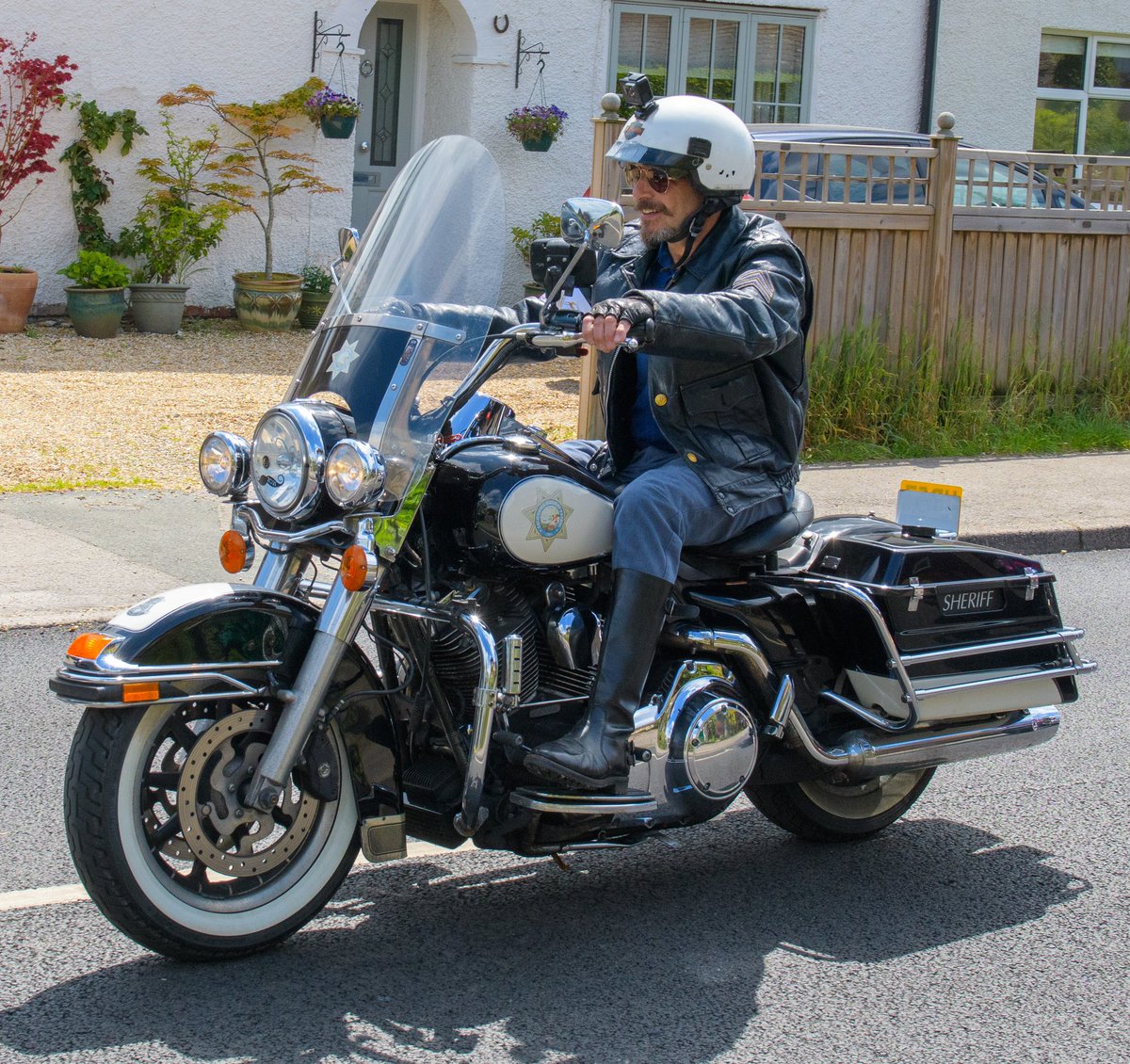 #GentlemansRide #DGR2023. Stunning bikes rolling past my place today for a great cause.