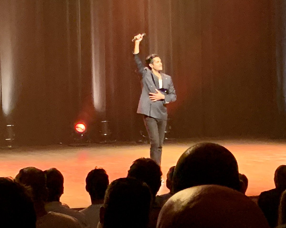 Quel hilarious soirée avec le roi des jokes, <a href="/sugarsammy/">Sugar Sammy</a> Kills it in both official languages and an equal opportunity offender. Lol’s all the way estie🤣👏👏