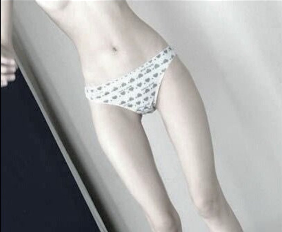 h4n4ru's tweet photo. #thinspo / #meanspo / #bonespo / #deathspo https://t.co/MX4o7dXnkW