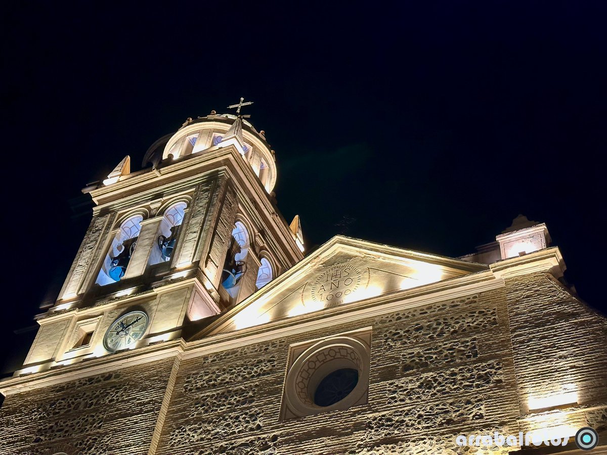 Iluminación Nocturna de la Iglesia de la Encarnación de Almuñécar  almunecarhoy.com/parroquia-de-l…
#Almunecar <a href="/AlmunecarAyto/">Almuñécar-Herradura</a> <a href="/VisitAlmunecar/">Turismo Almuñécar</a> <a href="/viveandalucia/">Vive Andalucía</a>