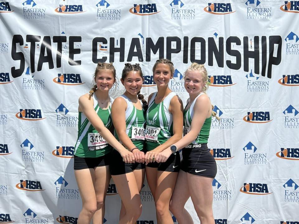 GridironRams's tweet photo. What better way to end the Murphy Era. All-State Team of Guckenberger, Dormier, Pietruszynski and Witt take 6th in the 4/400, EIU 3A State Finals. A fitting finish to a stellar career. Thanks Murph. @IHSA_IL #Legend #StateGo @GCHSGirlsTrack @GoGCHSRams #Grateful #Blessed https://t.co/84MWGo4WQm