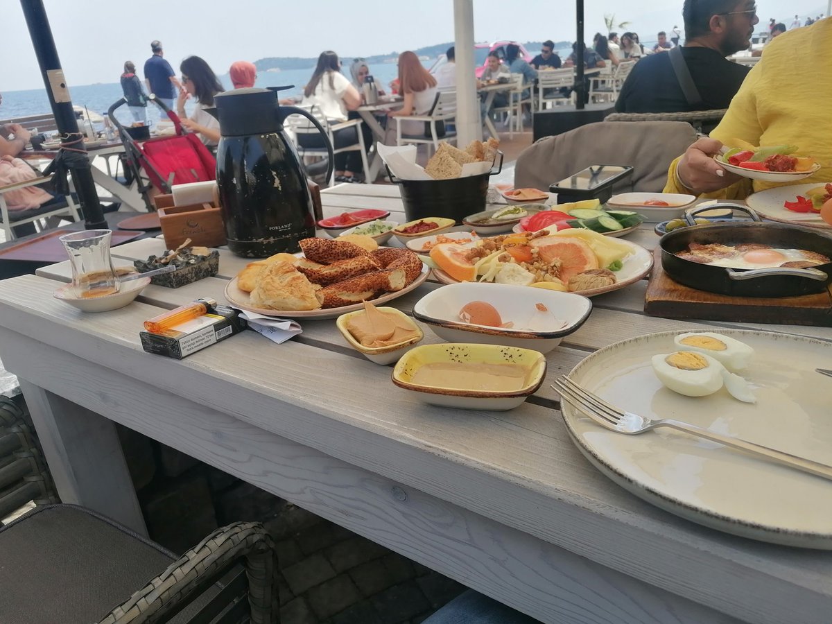 Burak (@burakyamur20) on Twitter photo 