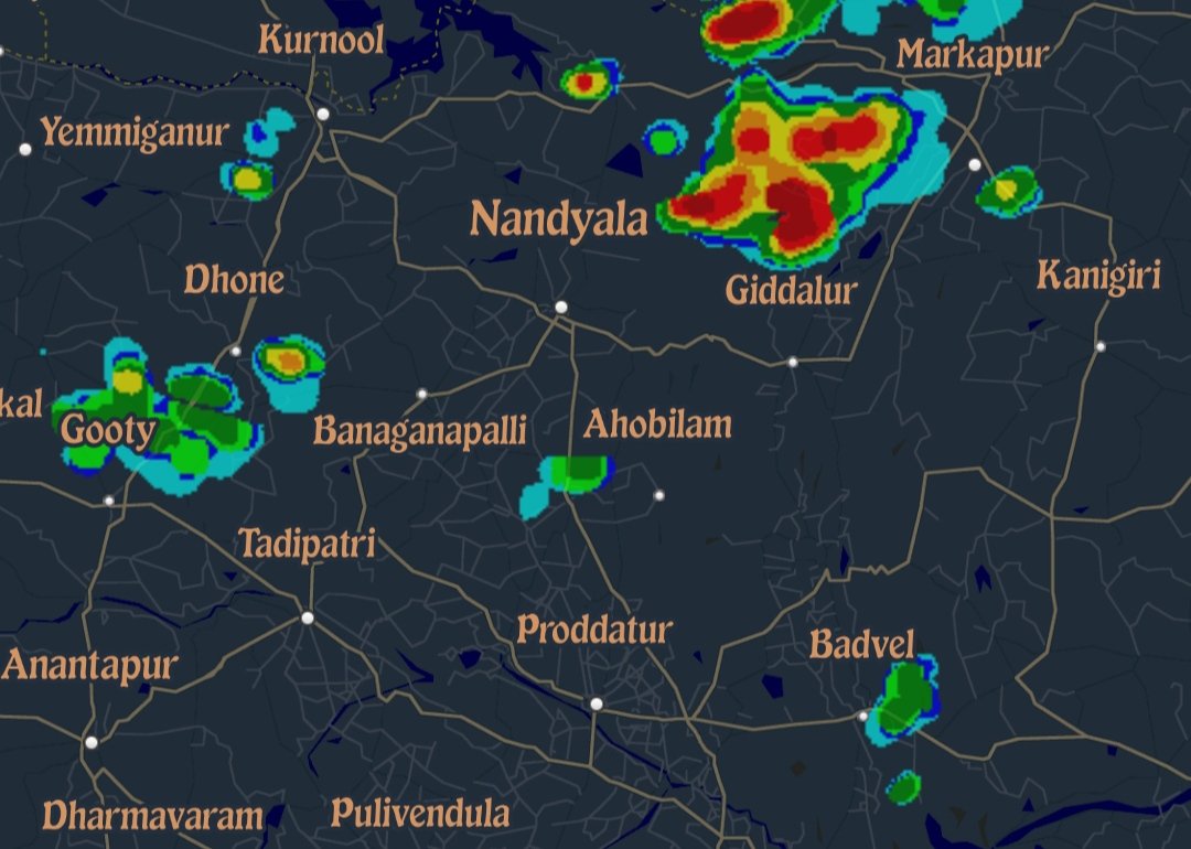 Severe thunderstorms warning to many parts of #Nandyal district including parts of city. Intense lightnings& thunders along with gusty winds possible in these areas. While North parts of #Anantapur to see scattered thundershowers. More rains ahead from evening - night in Ap.