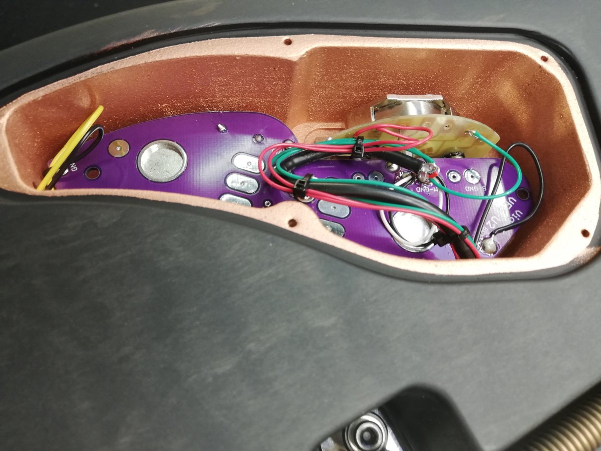 In 1980 we were the only manufacturer to shield the electronic of our guitars with a nickel-based paint. Now, for a few years we have been using an even more efficient copper-based paint.
It doesn't sell guitars, but we do it because we like what's good for music 😀