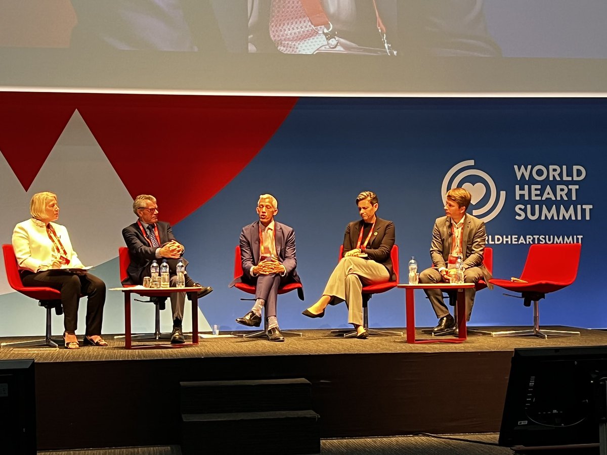 Diagnostics account for 2% of the healthcare spending but for 70% of healthcare decisions. Yet there is a diagnostics gap for NCDs and  #cardiovascularhealth. @FINDdx @Roche @TheLancet @CardioSignal are about to discuss solutions #worldheartsummit