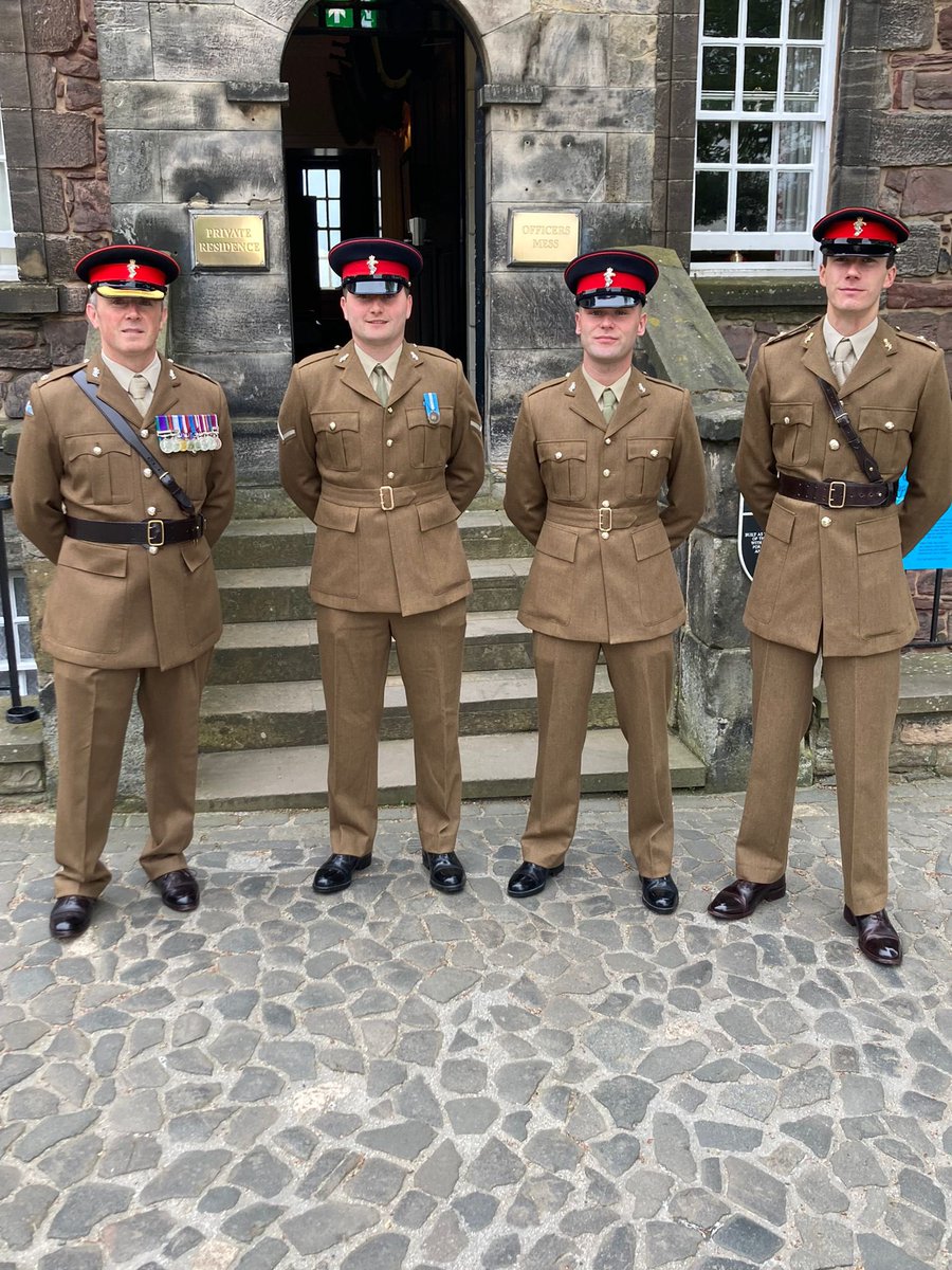 Still out and about across Scotland. 

OC 153 Maj Condron (left) attended the Royal gun Salute for the General Assembly of the Church of Scotland on behalf of 102 REME along side members of <a href="/2CS_Bn_REME/">2 CS Bn REME</a>