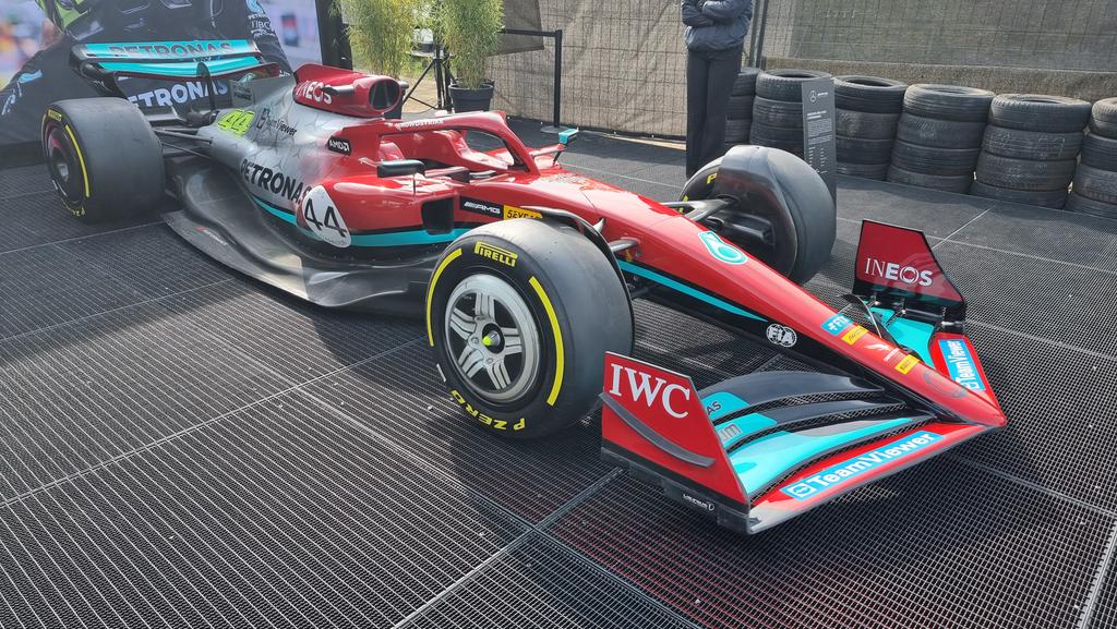 MSM_Christian's tweet photo. Mercedes reveals update that should've been introduced in Imola at the Nürburgring 🙃😀😉
#F1 https://t.co/RwcKvrn3zS