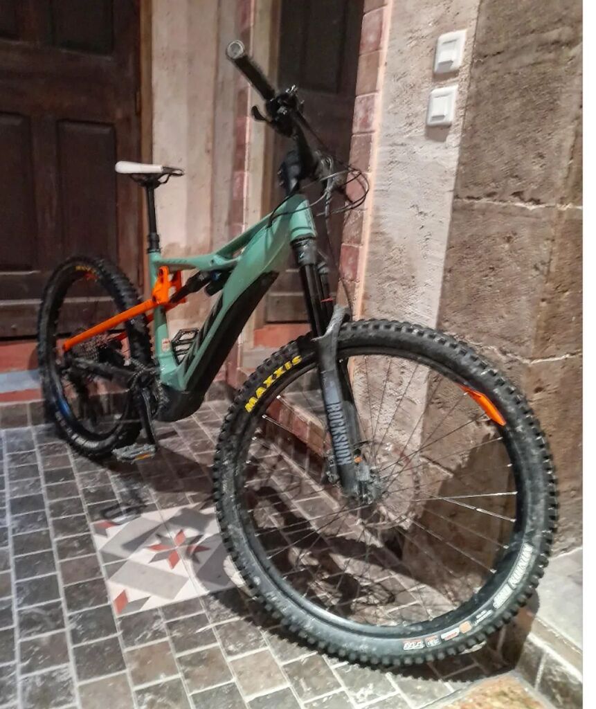 She's heeeeere! instagr.am/p/Csf7kUoMDJh/