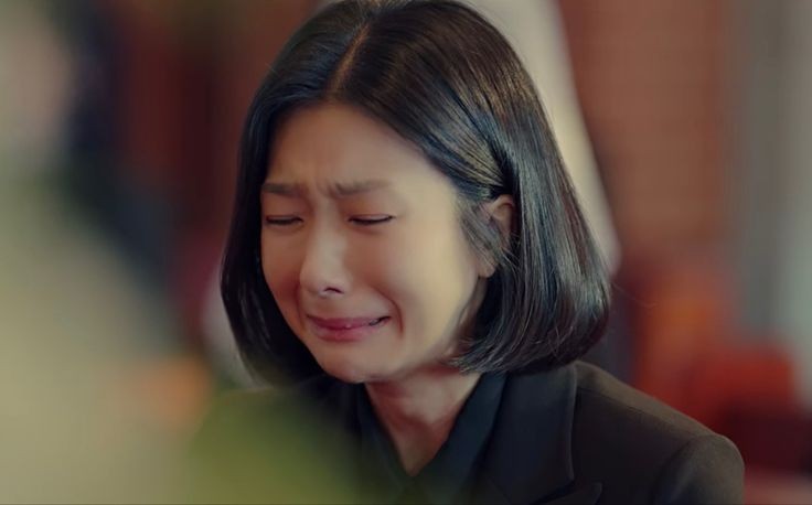 beeniejy's tweet photo. “don’t cry it’s just a kdrama”, the kdrama: https://t.co/EWYaYxDN3n