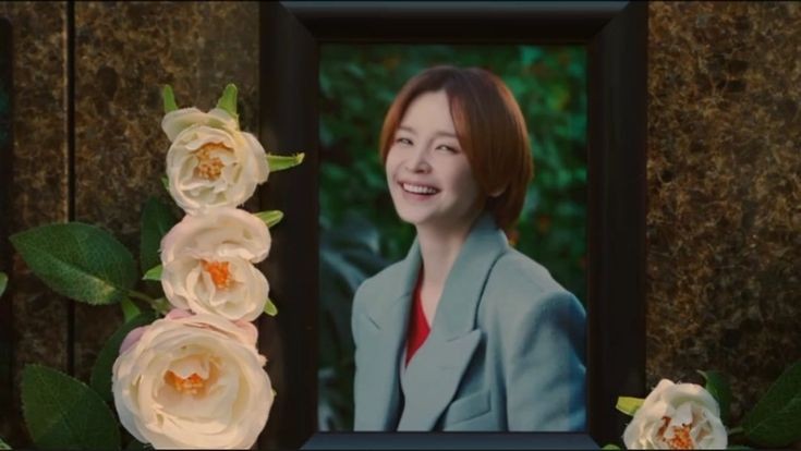 beeniejy's tweet photo. “don’t cry it’s just a kdrama”, the kdrama: https://t.co/EWYaYxDN3n