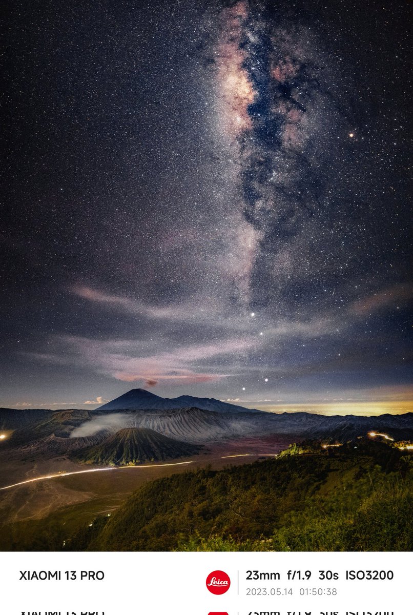 My best ever shot using <a href="/Xiaomi/">Xiaomi</a> 13 Pro. 
Enjoy the night sky over the Bromo Tengger Semeru mountains, East Java, Indonesia 🇮🇩

#Xiaomi13Pro #Xiaomi #XiaomiImagery #Milkyway
