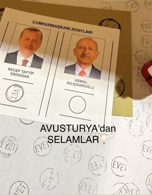 CAvusturya1's tweet photo. Dün izdihamdan oyumuzu veremedik nasip bugüneymiş.
Bir değil,bin kez olsa geliriz 
sana oy değil,can feda REİS'im
Bergenz,AUSTRİA📍
Yanlız değilsin REİS🇹🇷❤️🇹🇷
#RecepTayyipErdogan https://t.co/J2hdDjSWPY