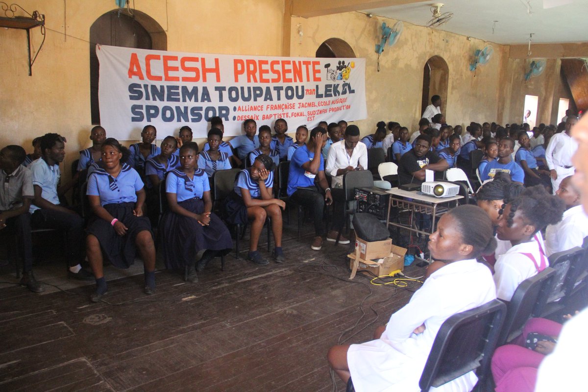 MagazineClap tweet picture
