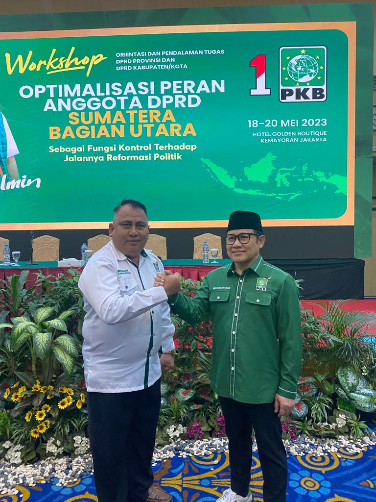 abdi2_rustam's tweet photo. Ayo berpolitik dgn riang gembira https://t.co/63D4aK4aDe