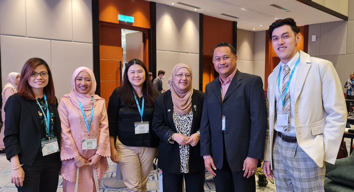 CRSMalaysia's tweet photo. Just wrapped up the #ICOPS2023 conference as a proud co-organiser with the Kulliyyah of Pharmacy, IIUM! 🙌 Kudos to the Kulliyyah of Pharmacy & our esteemed co-organisers, the #MPST & Muhammadiyah University of Yogyakarta, for organizing such an amazing event! #skinresearch https://t.co/ZIv4315Eb9